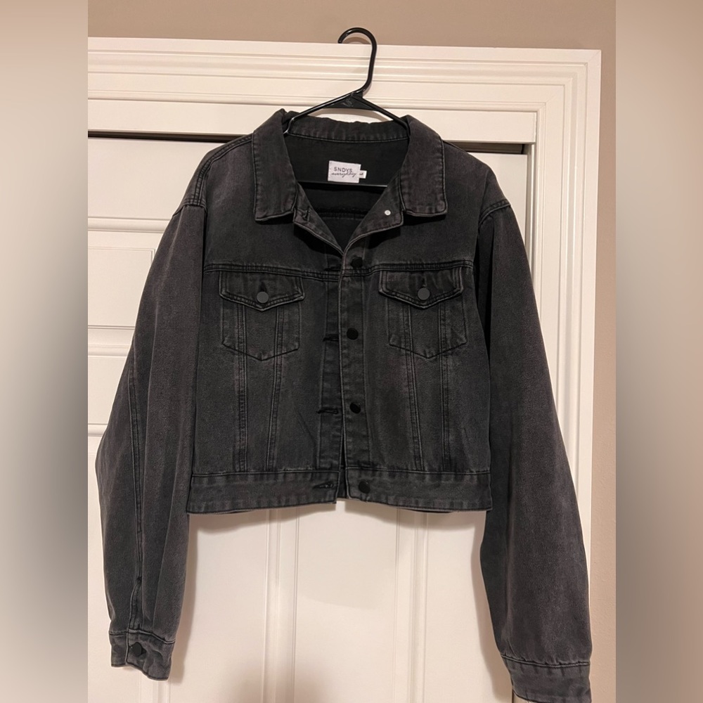 NWOT REVOLVE Black Denim Jacket